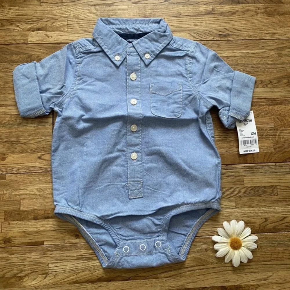 NWT -Oshkosh B'gosh Bodysuit 12 Mo Light Denim